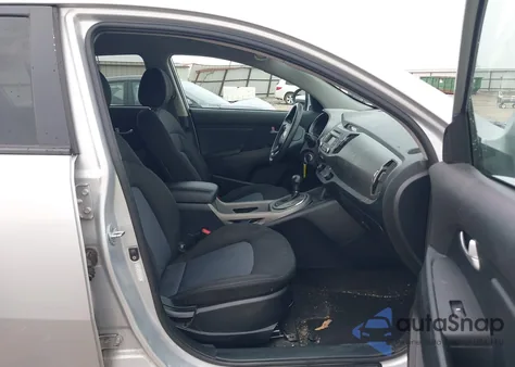 2016 Kia Sportage Lx z USA, uszkodzony, nr VIN KNDPBCAC3G7821341